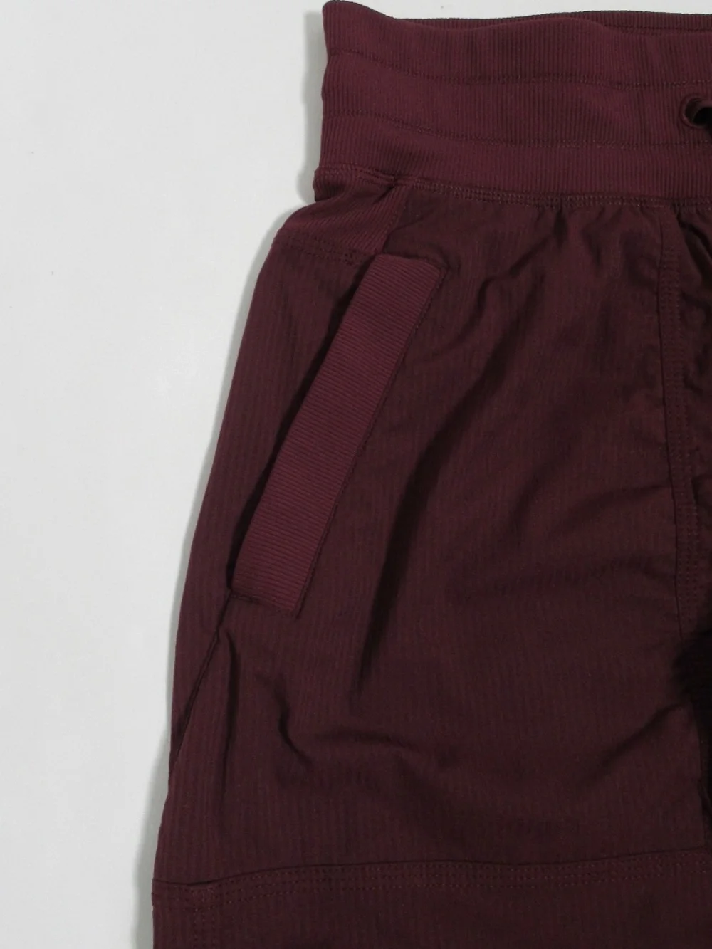 Lululemon Women's Dance Studio Mid-Rise Pant *Regular Garnet Size 4